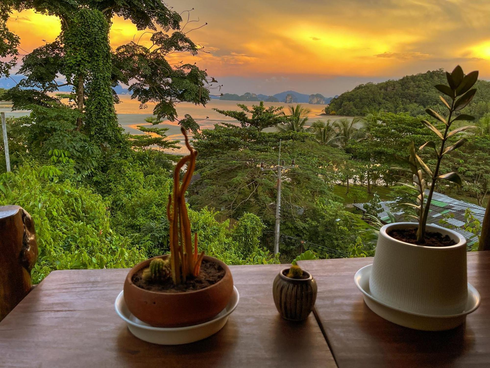 Hillhouse - Koh Yao Noi Bed & Breakfast エクステリア 写真
