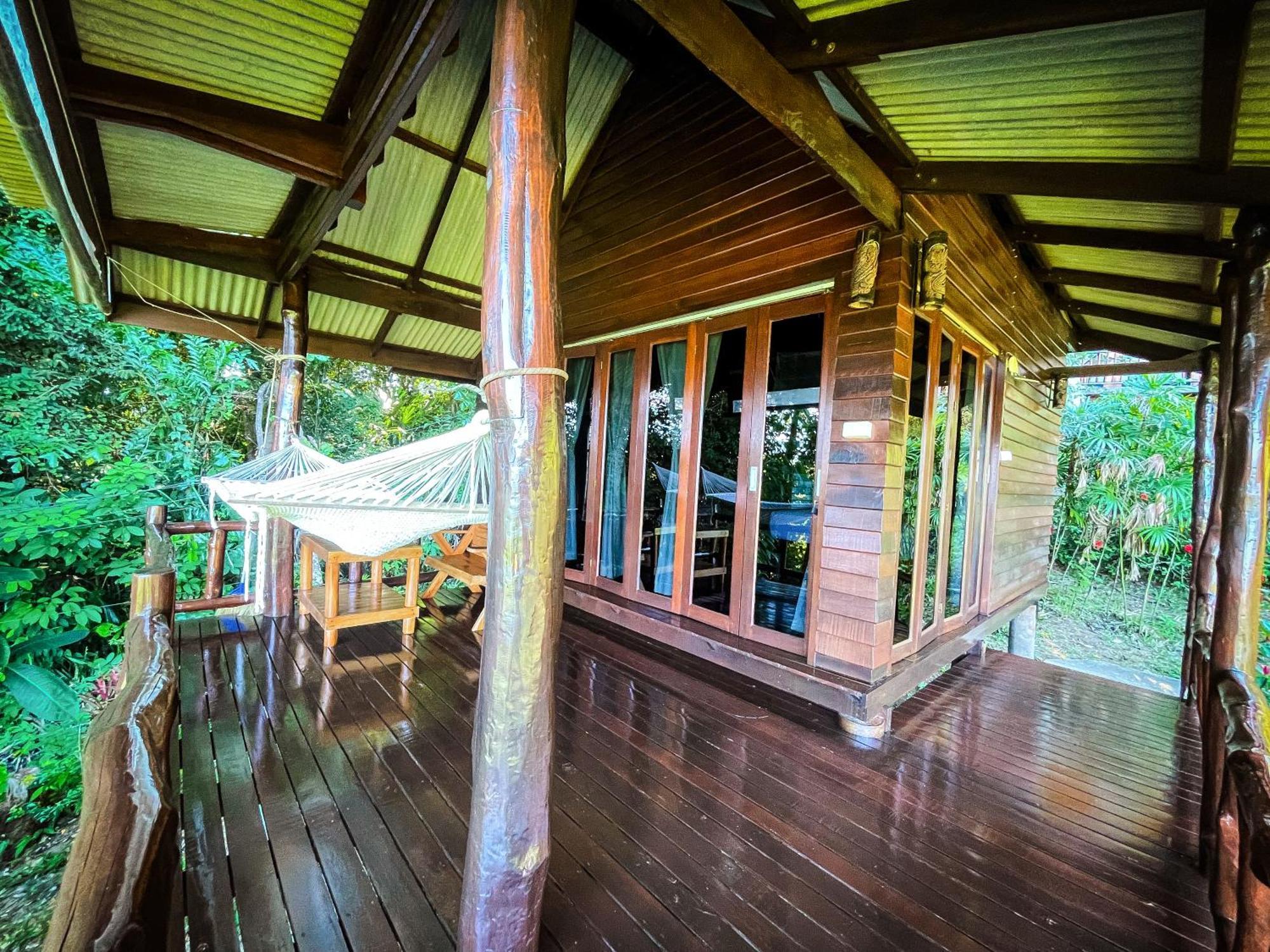 Hillhouse - Koh Yao Noi Bed & Breakfast エクステリア 写真